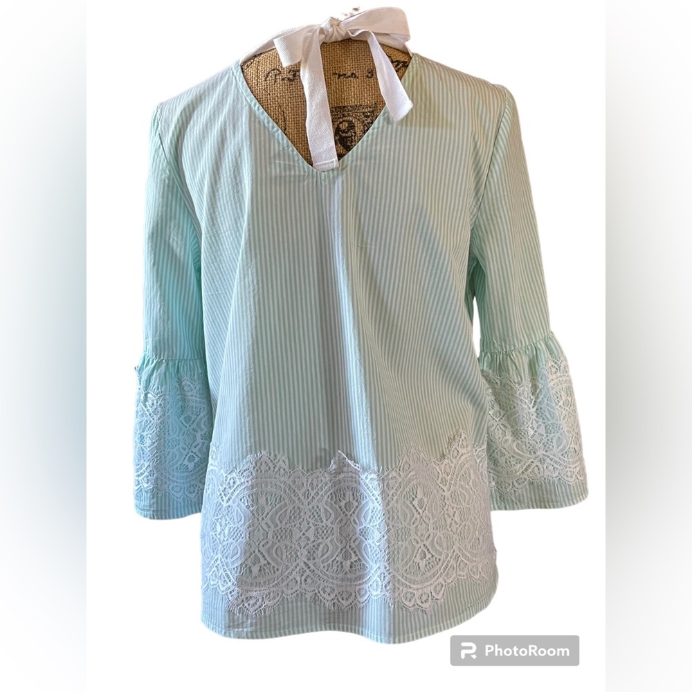 Crown & Ivy Small Mint White Stripe with Lace Accent on Sleeves and Top